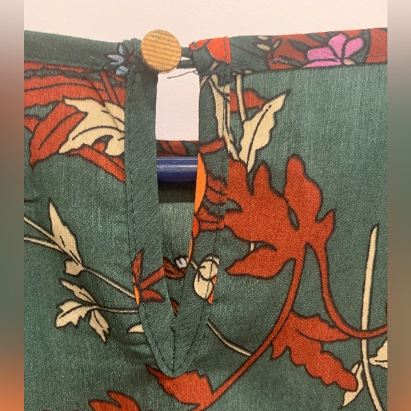 Hide & Seek dress, size L/XL, fits closer to large but is very forgiving. - Picture 4 of 6